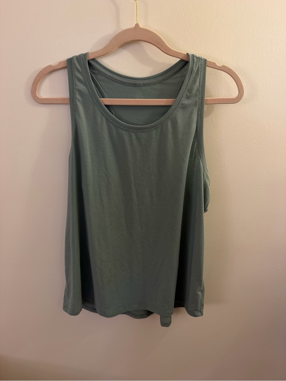 All in Motion Green Sleeveless Tank Top